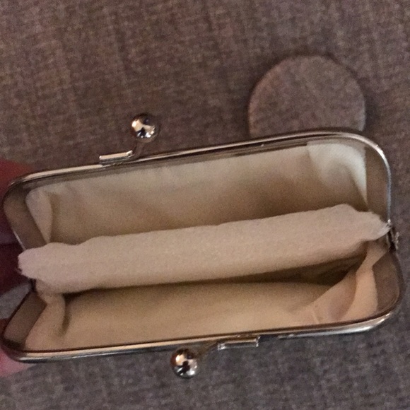 Synthetic leather “Paris” coin pouch. NWOT. - Picture 4 of 4